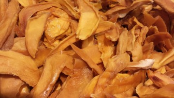 Mango slices